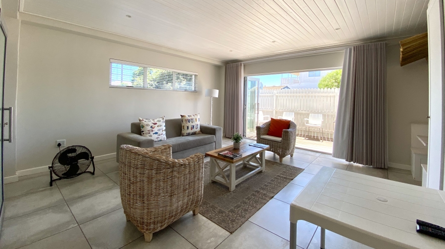 2 Bedroom Property for Sale in Elands Bay Western Cape